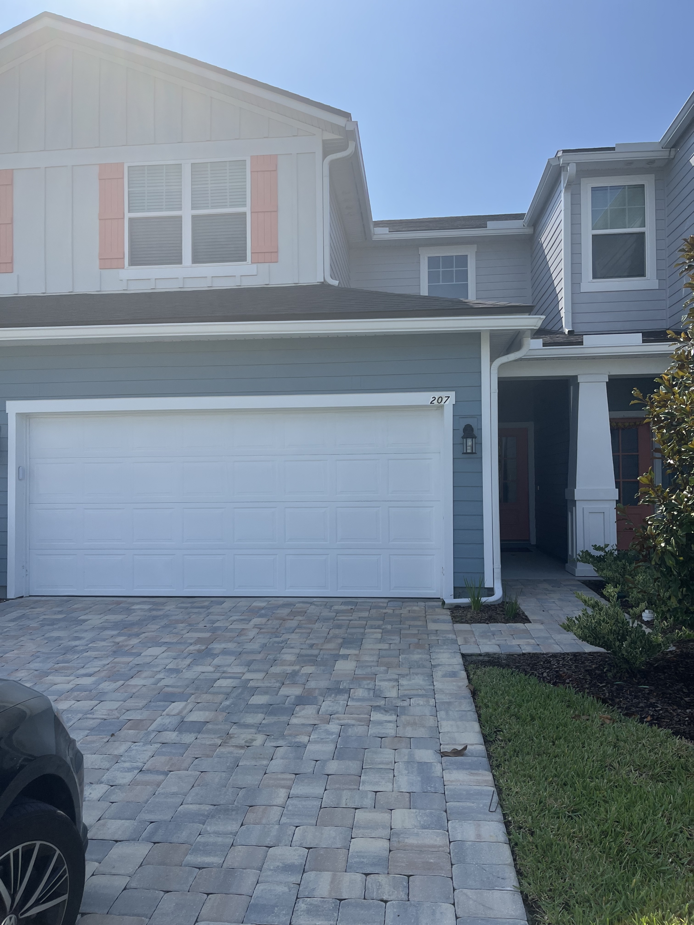 207 Silver Myrtle Court